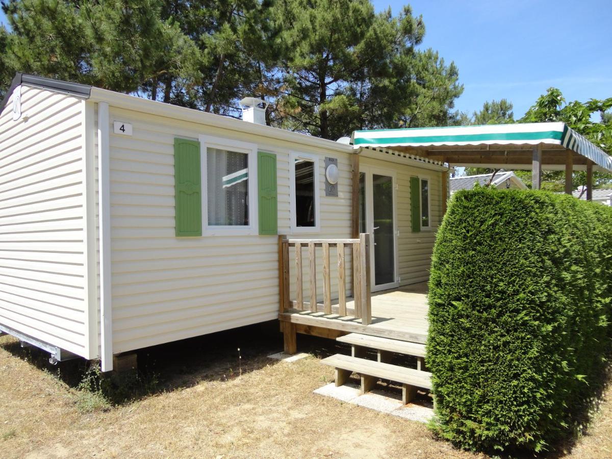 Camping Le Clos Des Pins Saint-Hilaire-de-Riez Exterior foto